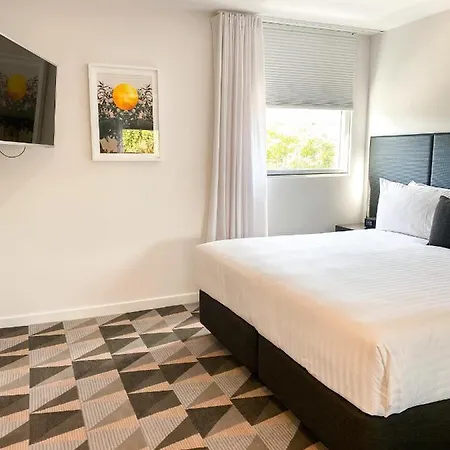 The Gem Hotel Griffith Exterior photo